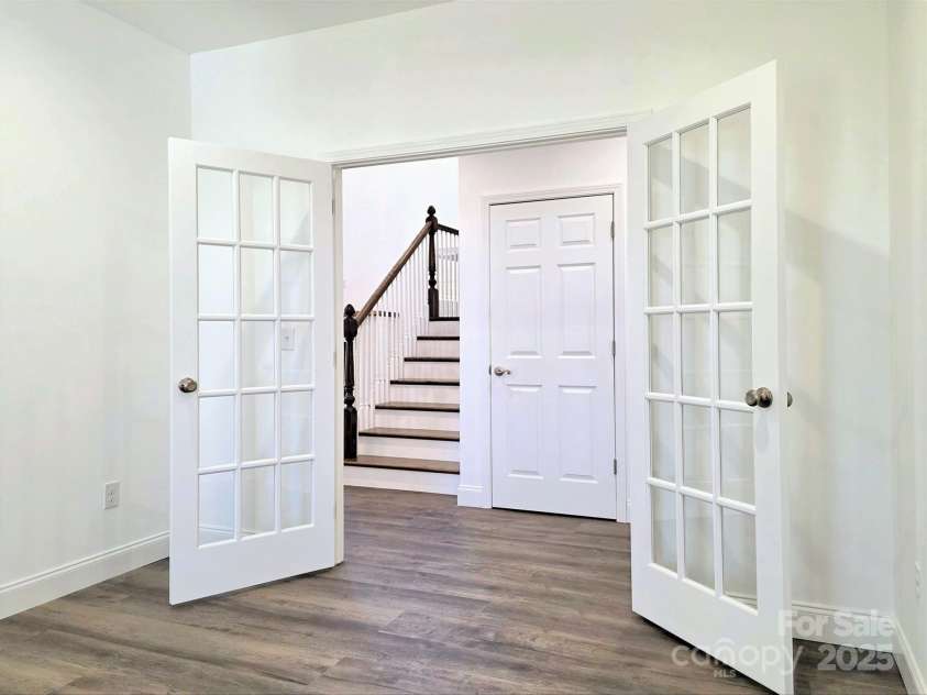 690 Settlers Trail, Mars Hill, NC 28754.  MLS# CAR4259983, YatesRealty ID 25096. Office/Den