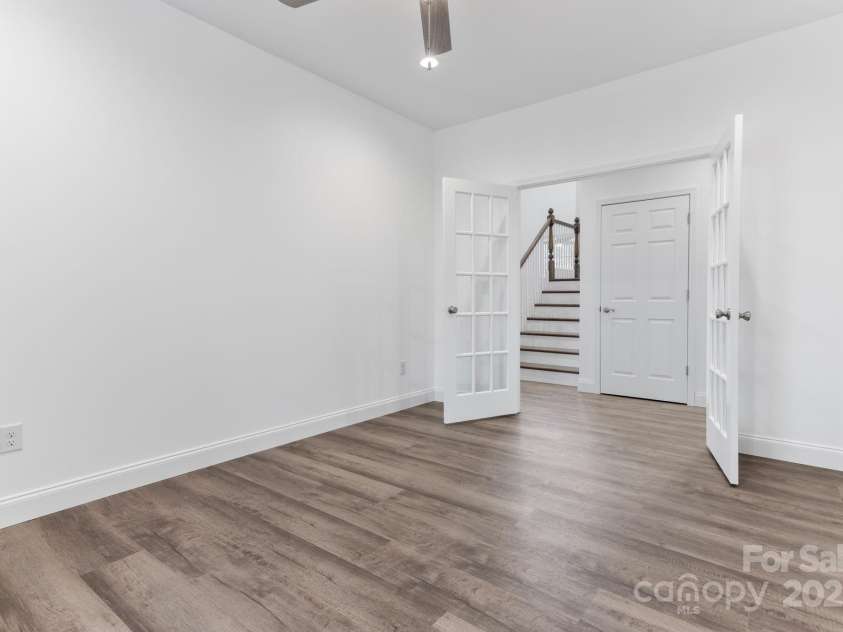 690 Settlers Trail, Mars Hill, NC 28754.  MLS# CAR4259983, YatesRealty ID 25096. Office/Den