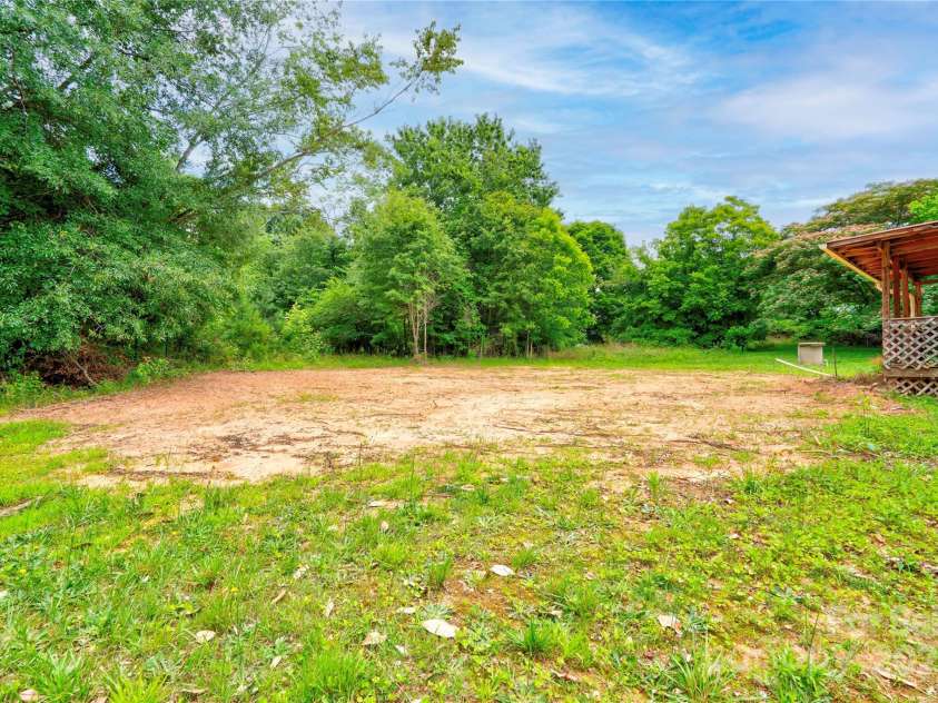 105 Hopewell Church Road, Shelby, NC 28150.  MLS# CAR4267193, YatesRealty ID 25098. Back Yard