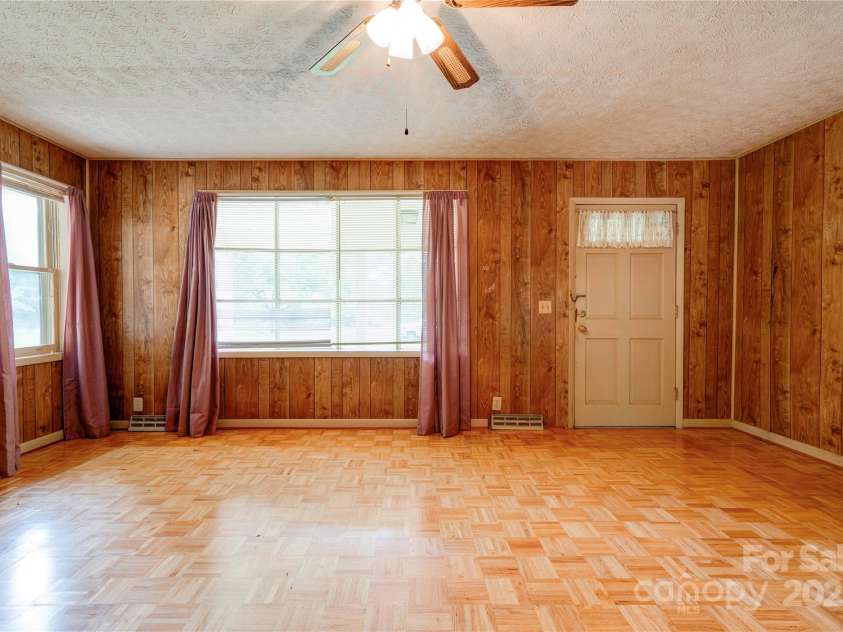 105 Hopewell Church Road, Shelby, NC 28150.  MLS# CAR4267193, YatesRealty ID 25098. Living Room