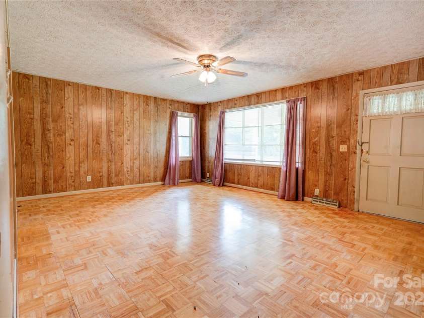 105 Hopewell Church Road, Shelby, NC 28150.  MLS# CAR4267193, YatesRealty ID 25098. Living Room