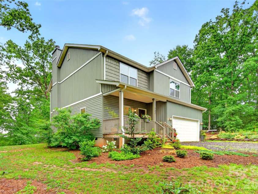 132 Maple Ridge Drive, Old Fort, NC 28762.  MLS# CAR4385592, YatesRealty ID 25098. 