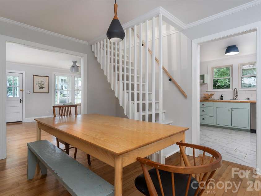 31 Tremont Street, Marion, NC 28752.  MLS# CAR4365478, YatesRealty ID 25099. 