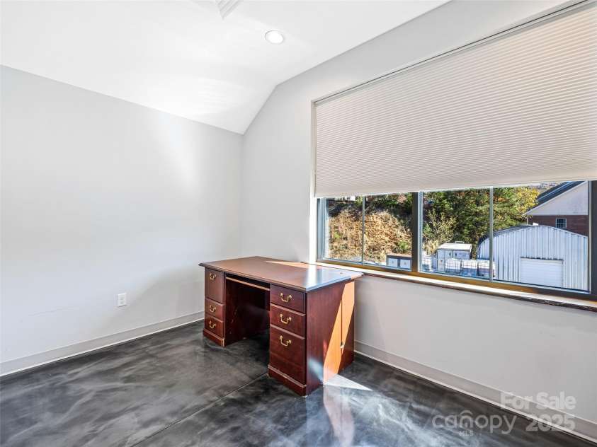 208 Charlotte Highway, Asheville, NC 28803.  MLS# CAR4316623, YatesRealty ID 251. 