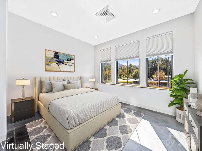 208 Charlotte Highway, Asheville, NC 28803.  MLS# CAR4316623, YatesRealty ID 251. 