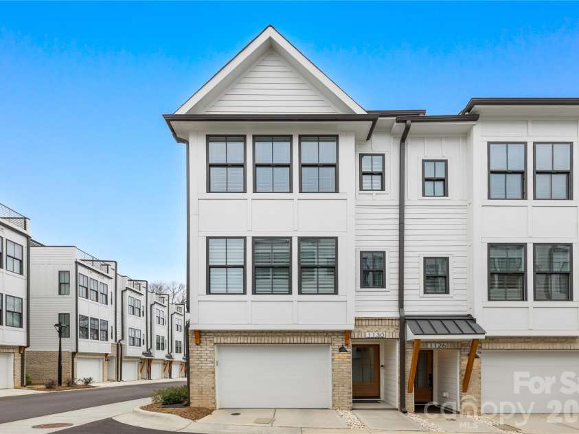 1130 Pegram Crossing Drive, Charlotte, NC 28205.  MLS# CAR4344700, YatesRealty ID 2510. 