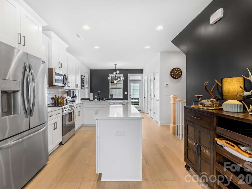 1130 Pegram Crossing Drive, Charlotte, NC 28205.  MLS# CAR4344700, YatesRealty ID 2510. 