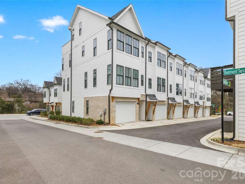 1130 Pegram Crossing Drive, Charlotte, NC 28205.  MLS# CAR4344700, YatesRealty ID 2510. 