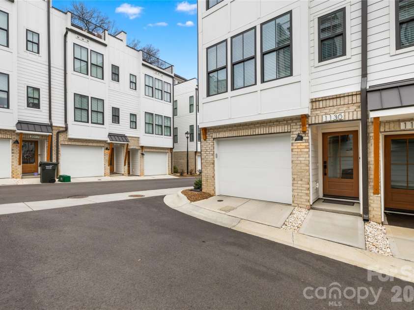 1130 Pegram Crossing Drive, Charlotte, NC 28205.  MLS# CAR4344700, YatesRealty ID 2510. 