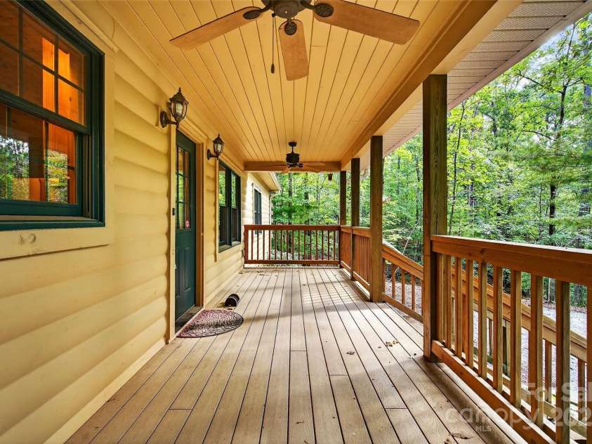 240 Ravenswood Drive, Marion, NC 28752.  MLS# CAR4322365, YatesRealty ID 2510. 