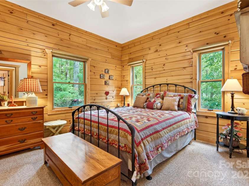 240 Ravenswood Drive, Marion, NC 28752.  MLS# CAR4322365, YatesRealty ID 2510. 