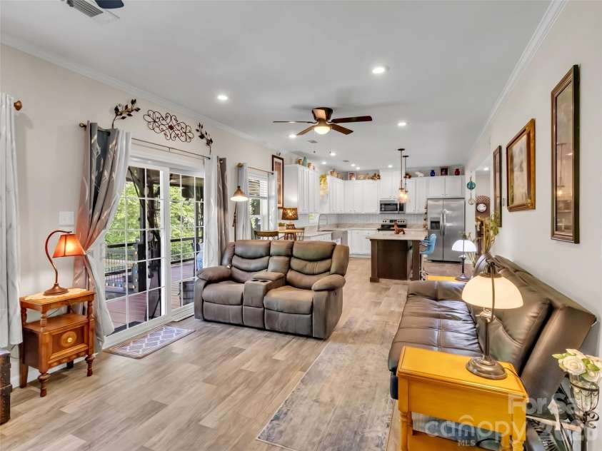 21 Swift Stream Lane, Waynesville, NC 28785.  MLS# CAR4380730, YatesRealty ID 25101. 