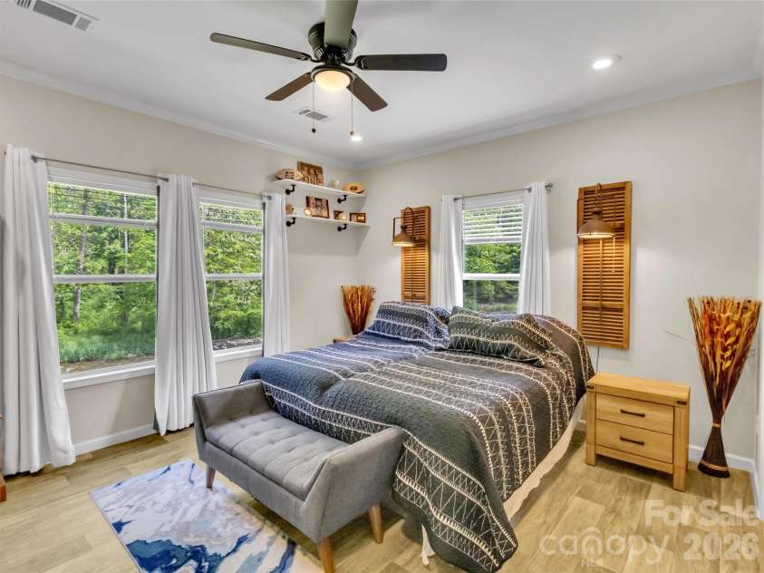 21 Swift Stream Lane, Waynesville, NC 28785.  MLS# CAR4380730, YatesRealty ID 25101. 