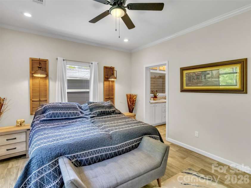 21 Swift Stream Lane, Waynesville, NC 28785.  MLS# CAR4380730, YatesRealty ID 25101. 