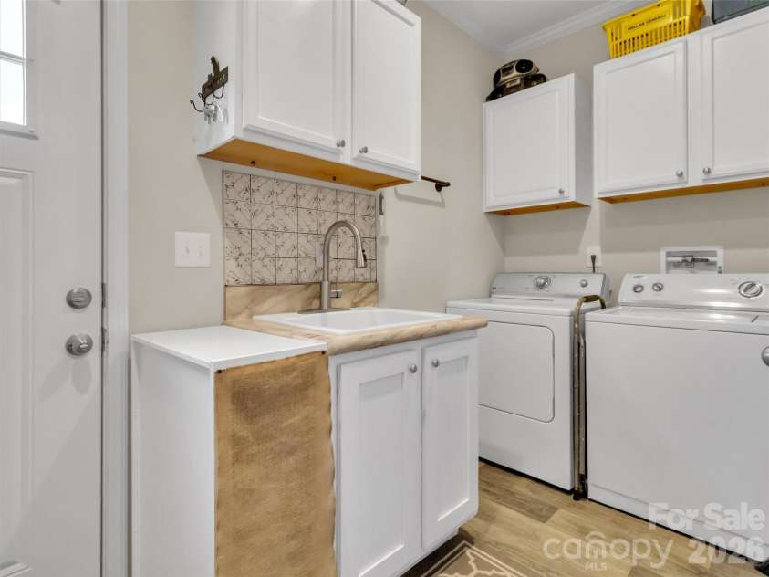 21 Swift Stream Lane, Waynesville, NC 28785.  MLS# CAR4380730, YatesRealty ID 25101. 