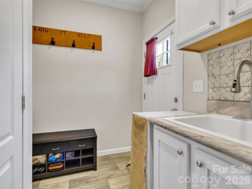 21 Swift Stream Lane, Waynesville, NC 28785.  MLS# CAR4380730, YatesRealty ID 25101. 