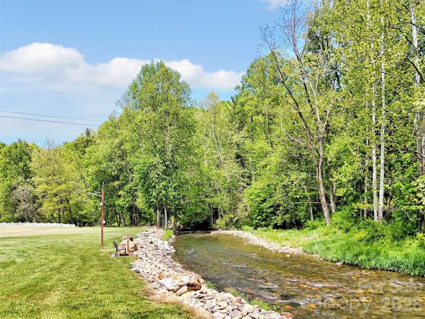 21 Swift Stream Lane, Waynesville, NC 28785.  MLS# CAR4380730, YatesRealty ID 25101. 