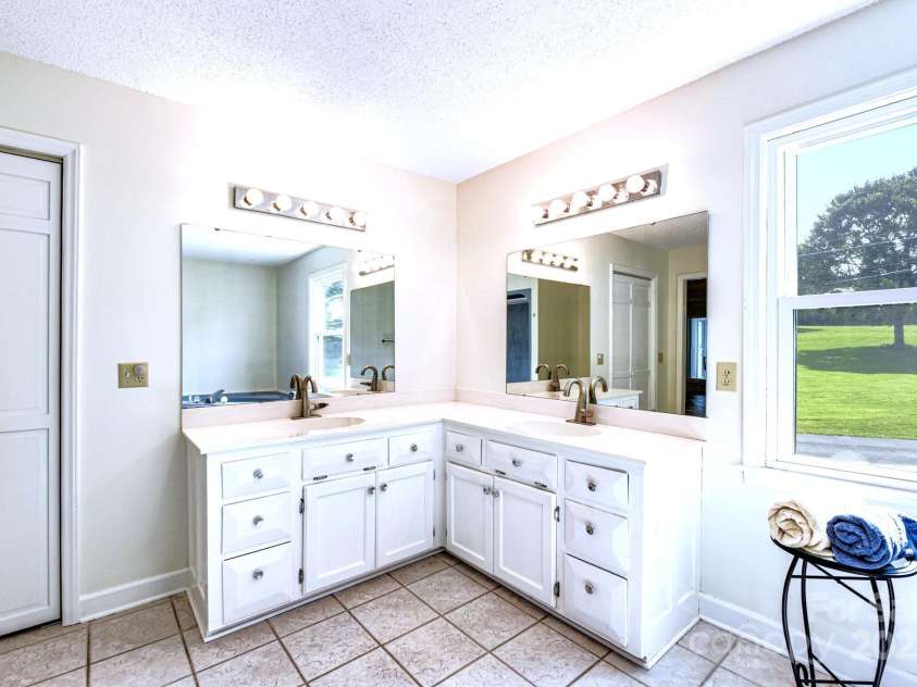 47209 Paradise Lane, Norwood, NC 28128.  MLS# CAR4275261, YatesRealty ID 25102. 