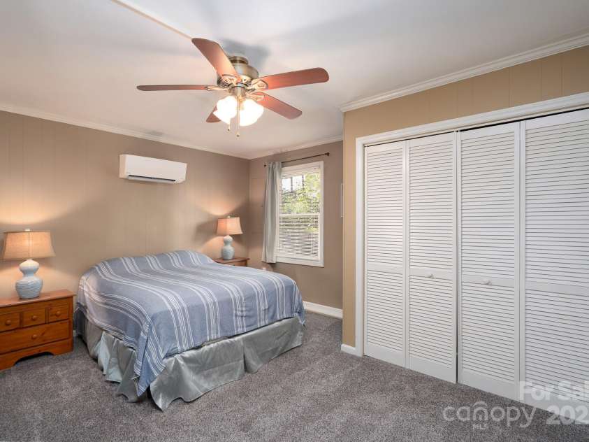47209 Paradise Lane, Norwood, NC 28128.  MLS# CAR4275261, YatesRealty ID 25102. Second living quarters