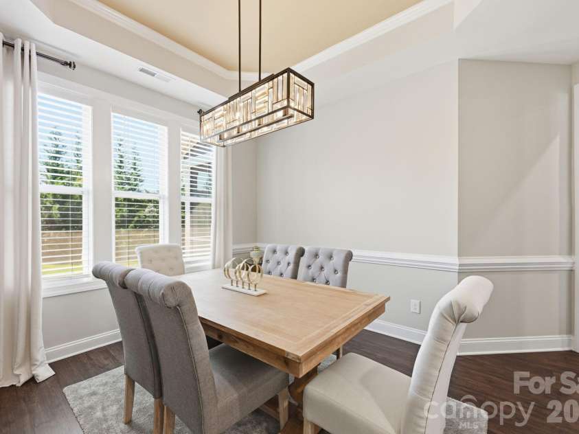 7210 Overjoyed Crossing, Charlotte, NC 28215.  MLS# CAR4383574, YatesRealty ID 25103. 