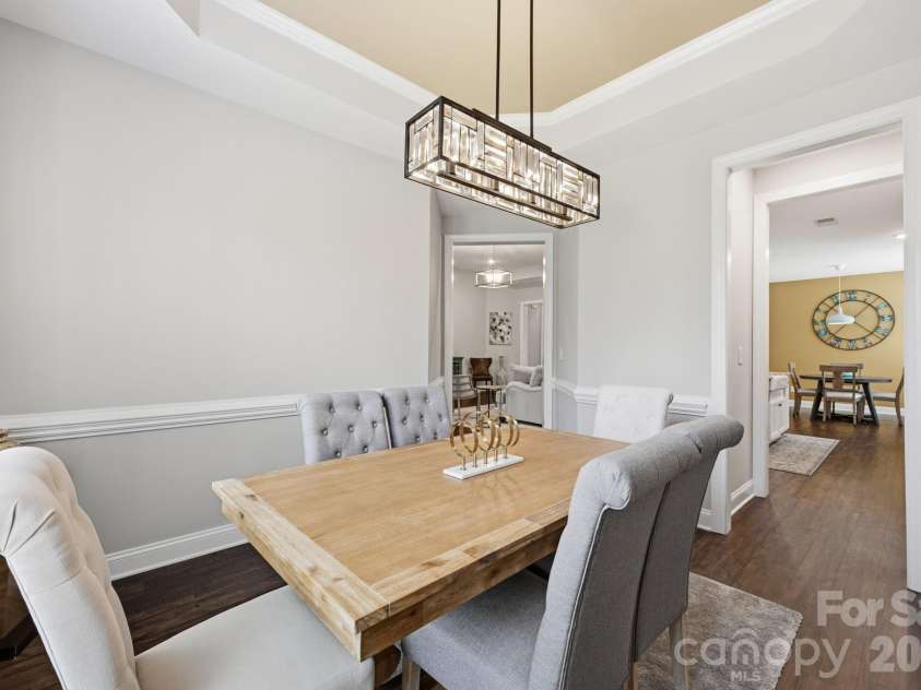 7210 Overjoyed Crossing, Charlotte, NC 28215.  MLS# CAR4383574, YatesRealty ID 25103. 