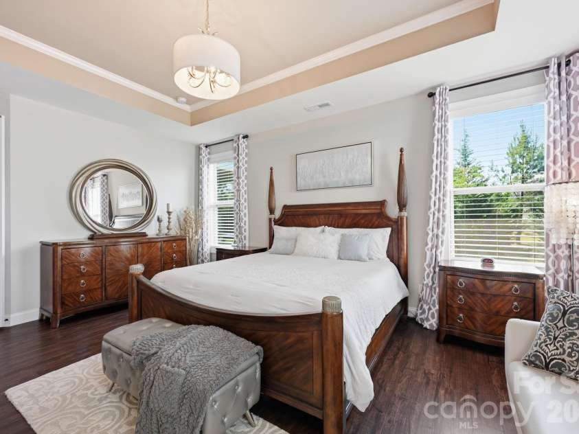 7210 Overjoyed Crossing, Charlotte, NC 28215.  MLS# CAR4383574, YatesRealty ID 25103. 