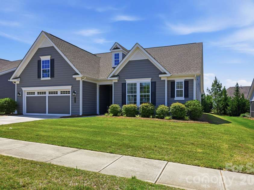7210 Overjoyed Crossing, Charlotte, NC 28215.  MLS# CAR4383574, YatesRealty ID 25103. 