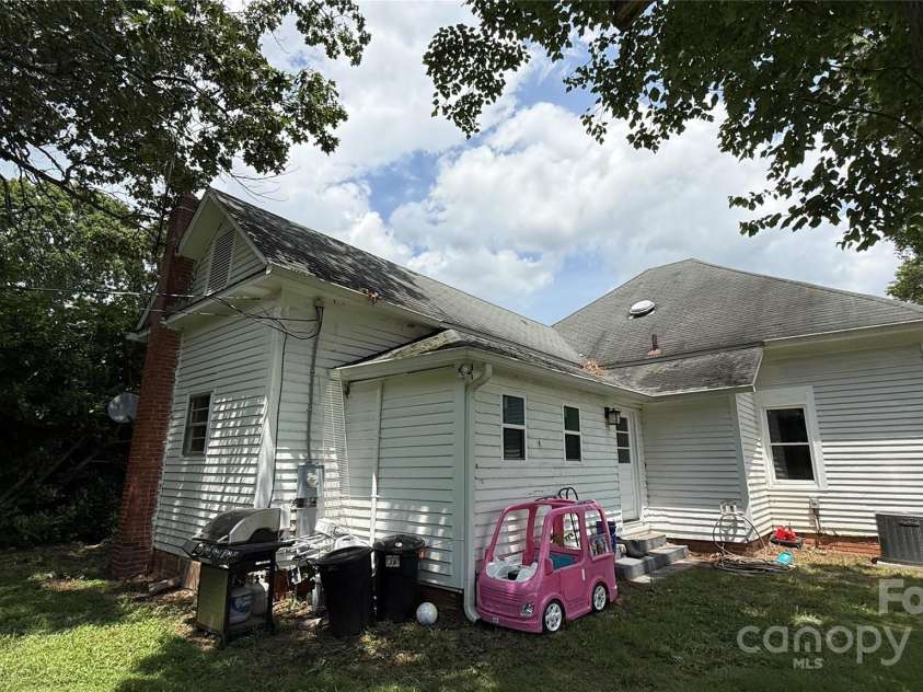 115 Friendship Drive, Lawndale, NC 28090.  MLS# CAR4272234, YatesRealty ID 25104. 