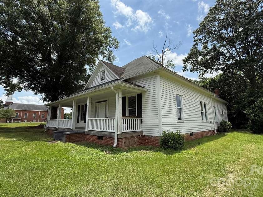 115 Friendship Drive, Lawndale, NC 28090.  MLS# CAR4272234, YatesRealty ID 25104. 