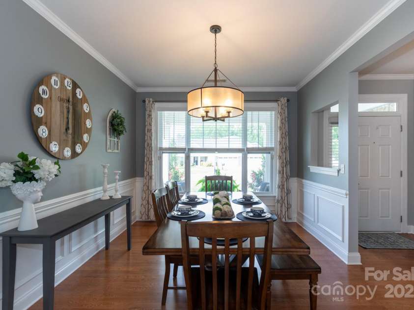 9826 Springholm Drive, Charlotte, NC 28278.  MLS# CAR4277978, YatesRealty ID 25105. 