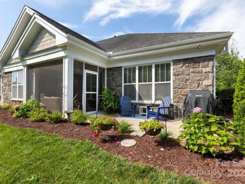 9826 Springholm Drive, Charlotte, NC 28278.  MLS# CAR4277978, YatesRealty ID 25105. Extended patio perfect for summer cook-outs