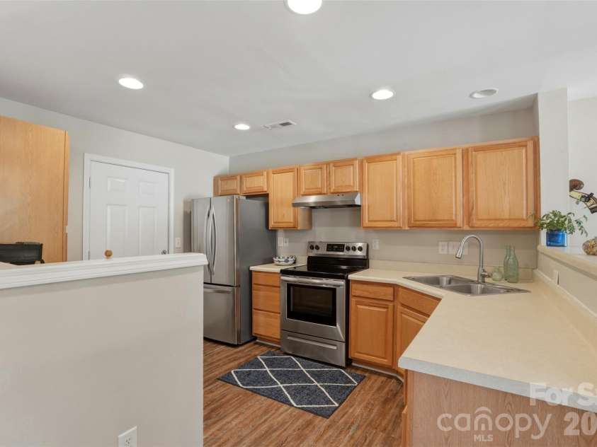 2262 Hanover Court, Indian Land, SC 29707.  MLS# CAR4349949, YatesRealty ID 25106. 