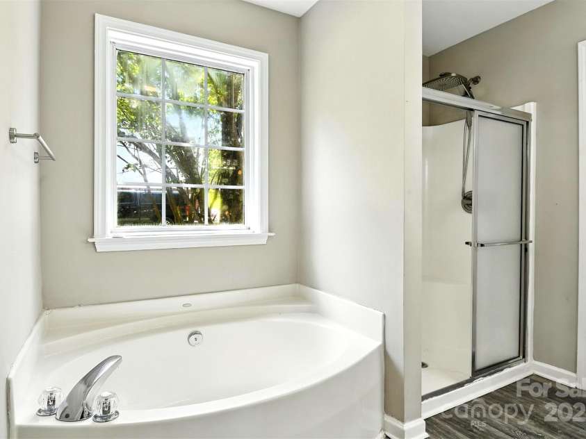 156 Autumn Woods Boulevard, Mount Holly, NC 28120.  MLS# CAR4276951, YatesRealty ID 25107. 