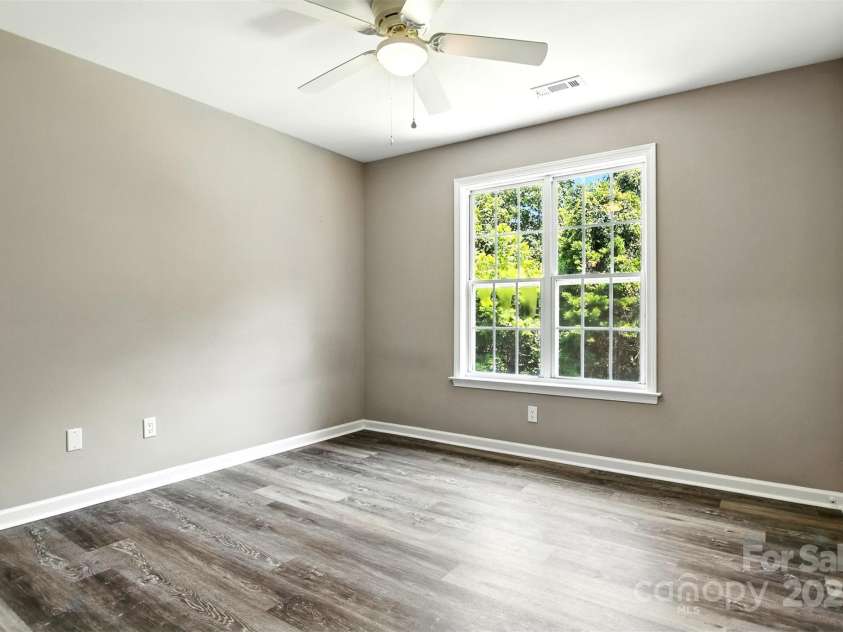 156 Autumn Woods Boulevard, Mount Holly, NC 28120.  MLS# CAR4276951, YatesRealty ID 25107. 