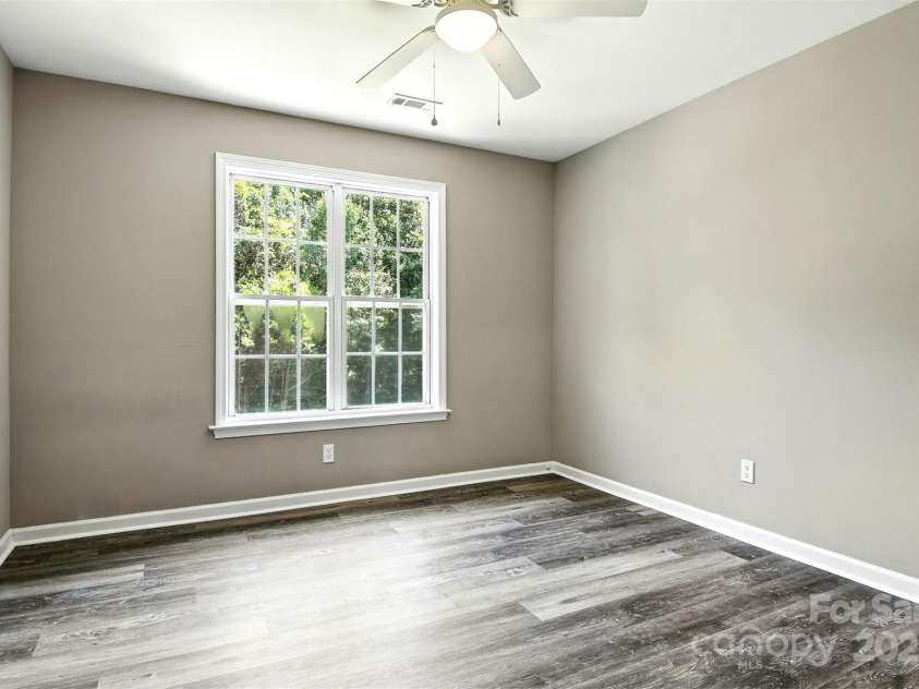 156 Autumn Woods Boulevard, Mount Holly, NC 28120.  MLS# CAR4276951, YatesRealty ID 25107. 