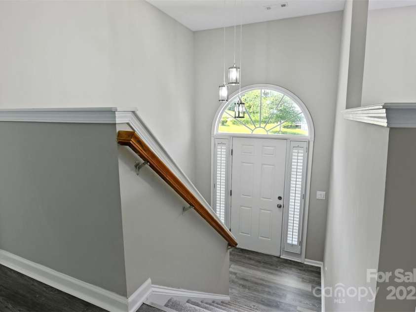 156 Autumn Woods Boulevard, Mount Holly, NC 28120.  MLS# CAR4276951, YatesRealty ID 25107. 