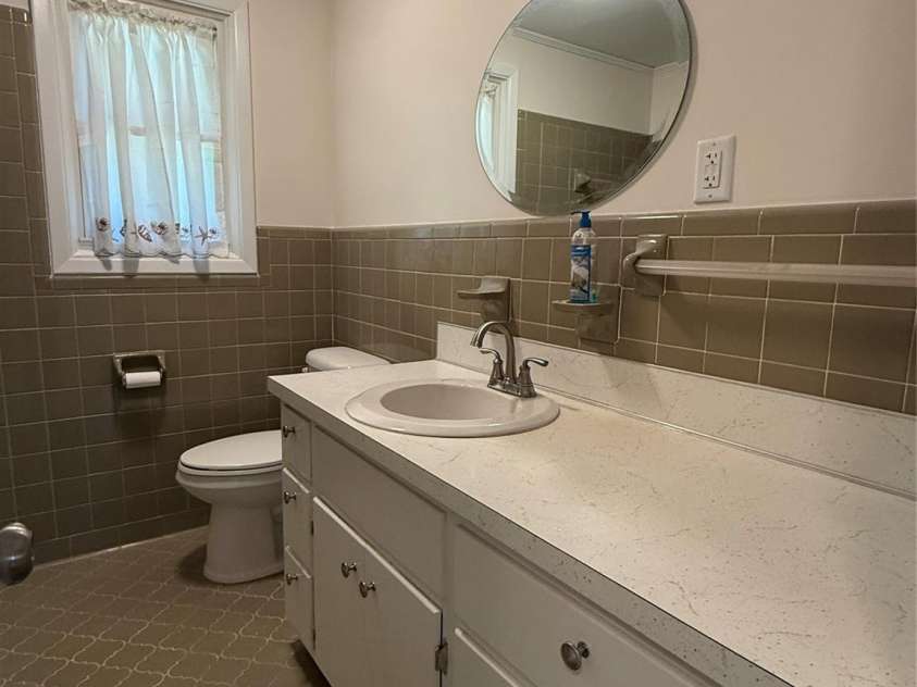 2012 Deal Avenue, Newton, NC 28658.  MLS# CAR4376305, YatesRealty ID 25107. 