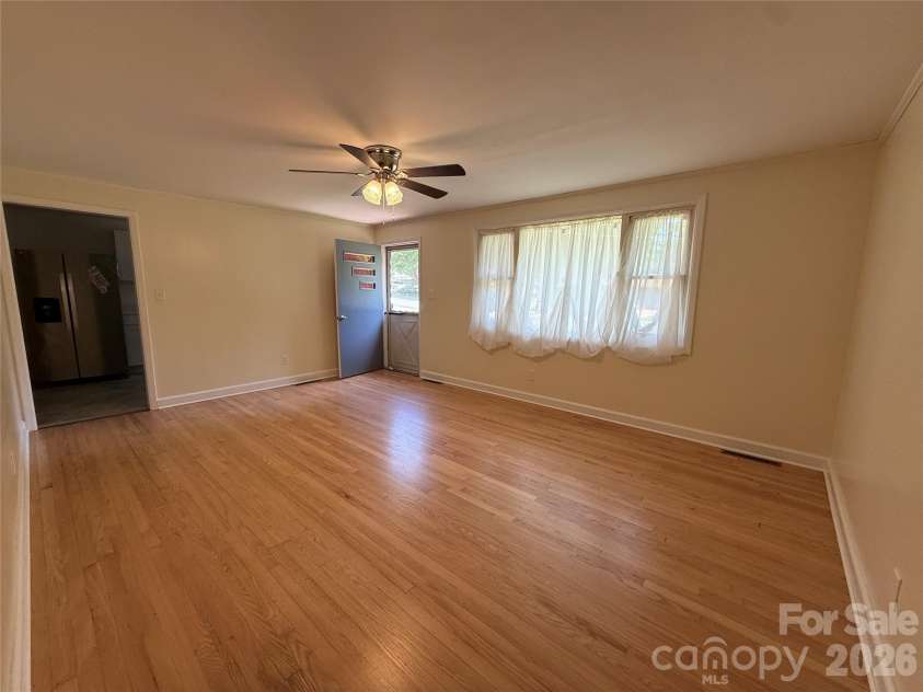 2012 Deal Avenue, Newton, NC 28658.  MLS# CAR4376305, YatesRealty ID 25107. 