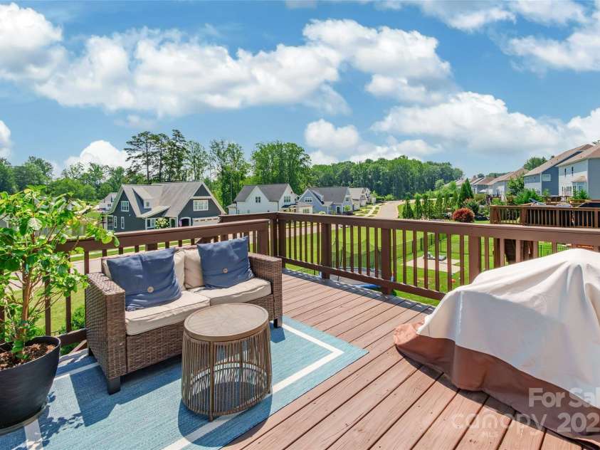 208 Canoe Pole Lane, Mooresville, NC 28117.  MLS# CAR4279888, YatesRealty ID 25108. 