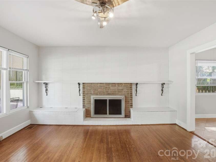 25 Ridenhour Court, Concord, NC 28205.  MLS# CAR4359051, YatesRealty ID 25109. Living Room