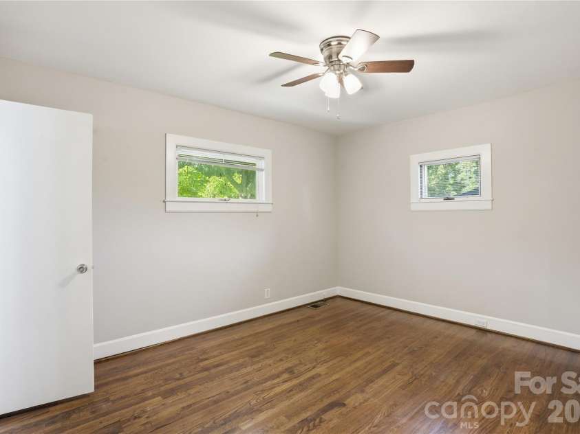 25 Ridenhour Court, Concord, NC 28205.  MLS# CAR4359051, YatesRealty ID 25109. Primary Bedroom