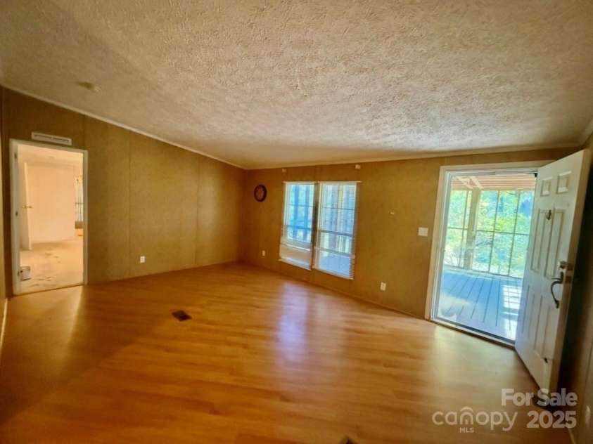 1409 Clayton Drive, Chester, SC 29706.  MLS# CAR4313793, YatesRealty ID 2511. 