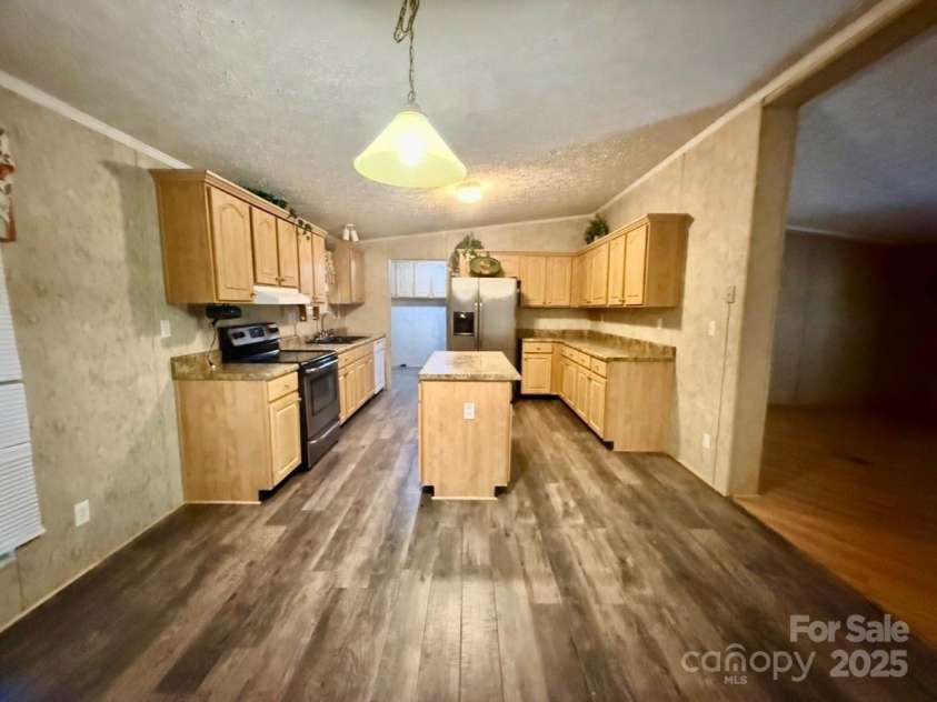 1409 Clayton Drive, Chester, SC 29706.  MLS# CAR4313793, YatesRealty ID 2511. 