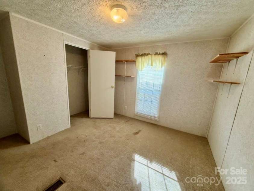 1409 Clayton Drive, Chester, SC 29706.  MLS# CAR4313793, YatesRealty ID 2511. 