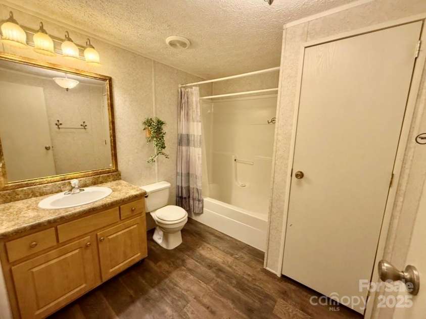 1409 Clayton Drive, Chester, SC 29706.  MLS# CAR4313793, YatesRealty ID 2511. 