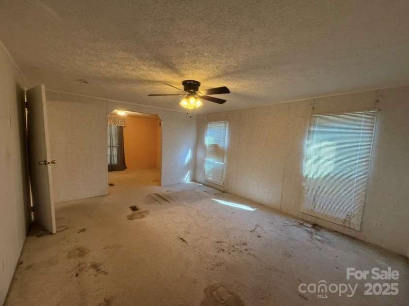 1409 Clayton Drive, Chester, SC 29706.  MLS# CAR4313793, YatesRealty ID 2511. 