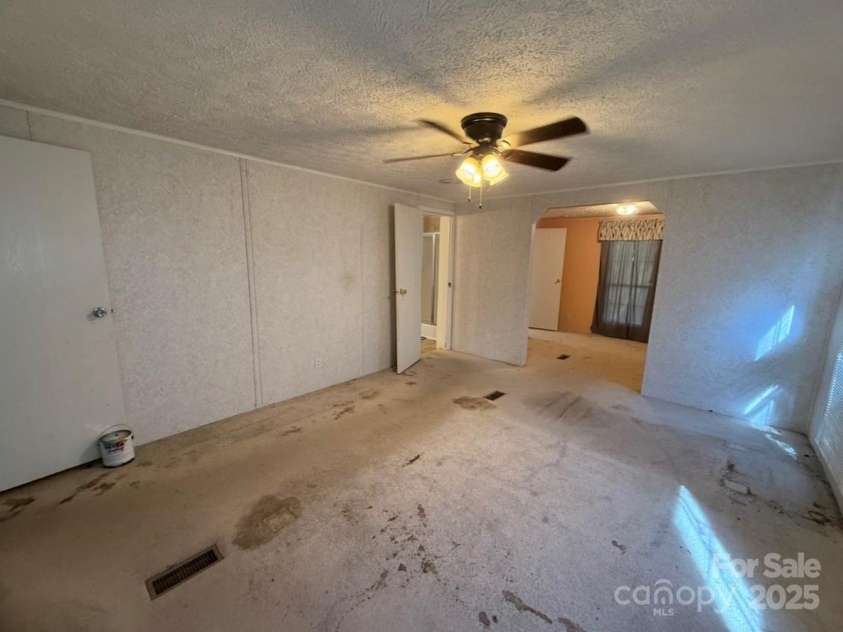 1409 Clayton Drive, Chester, SC 29706.  MLS# CAR4313793, YatesRealty ID 2511. 