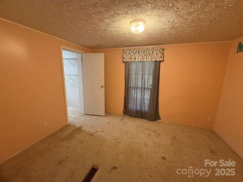 1409 Clayton Drive, Chester, SC 29706.  MLS# CAR4313793, YatesRealty ID 2511. 