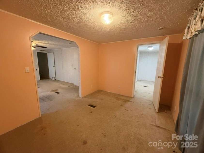 1409 Clayton Drive, Chester, SC 29706.  MLS# CAR4313793, YatesRealty ID 2511. 