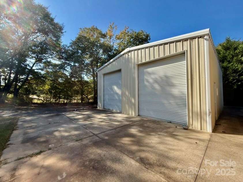 1409 Clayton Drive, Chester, SC 29706.  MLS# CAR4313793, YatesRealty ID 2511. 